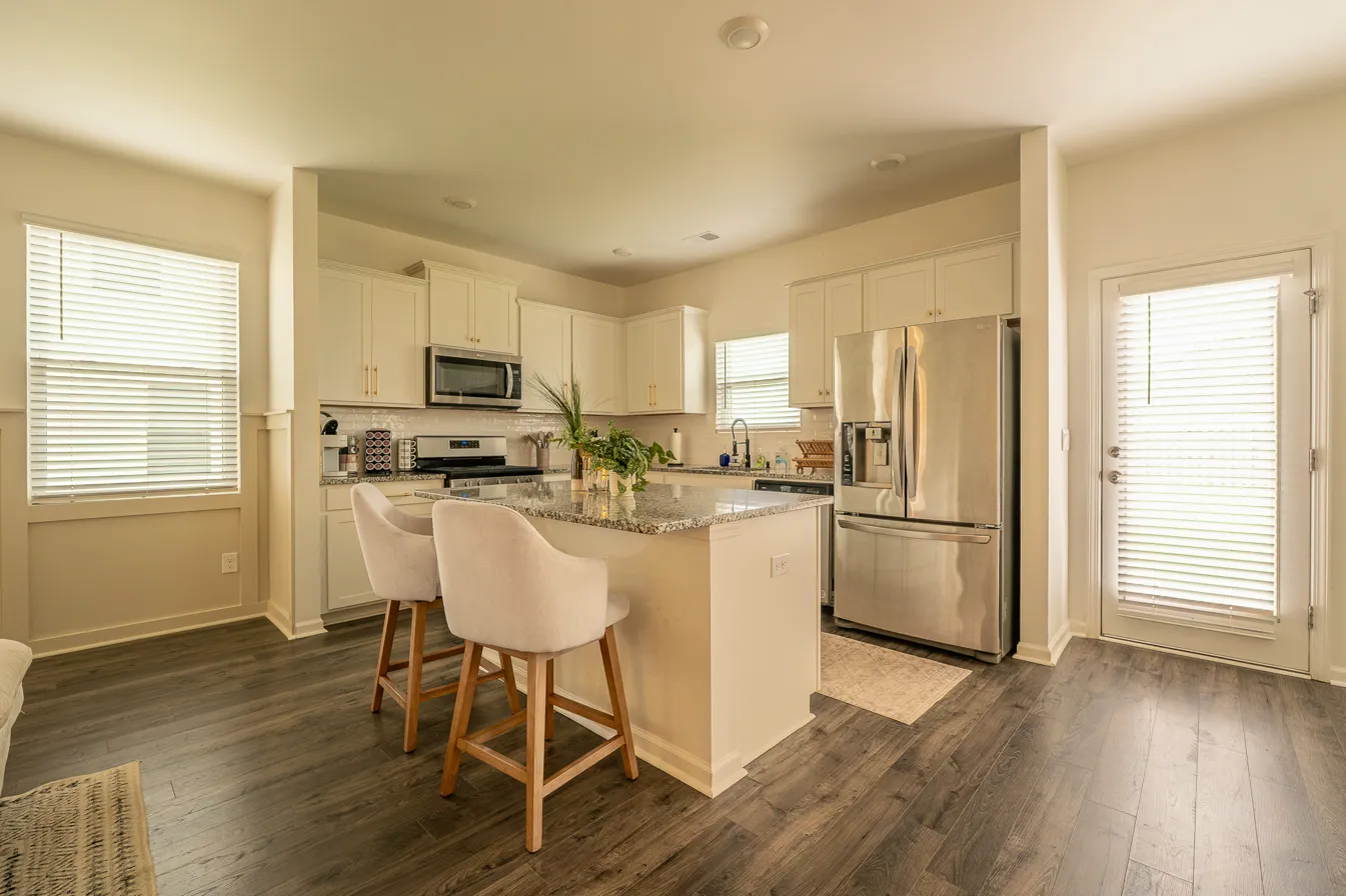 Kitchen with island